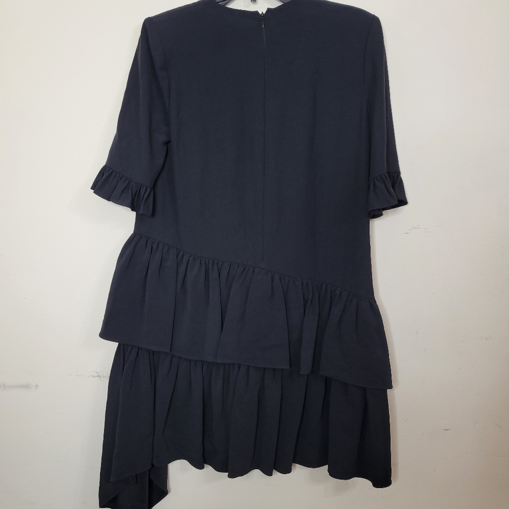 Alexander McQueen leaf crepe asymetrical mini dress NWT size 42 black - Picture 3 of 5